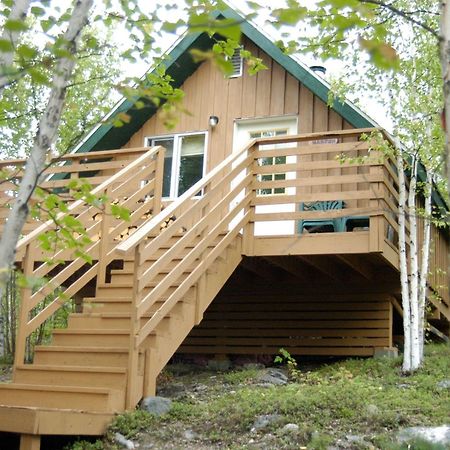Yellow Dog Lodge, Inc. Yellowknife Exterior photo